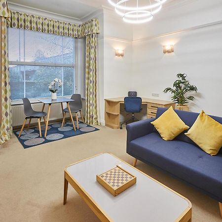 Host & Stay - Thamesview Staines-upon-Thames Luaran gambar