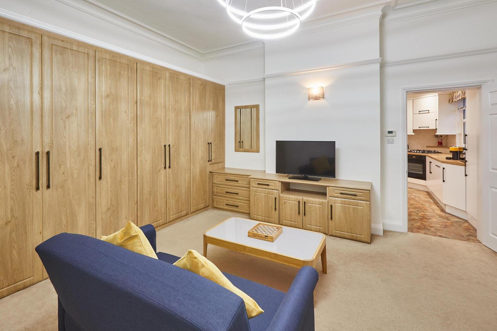 Host & Stay - Thamesview Staines-upon-Thames Luaran gambar